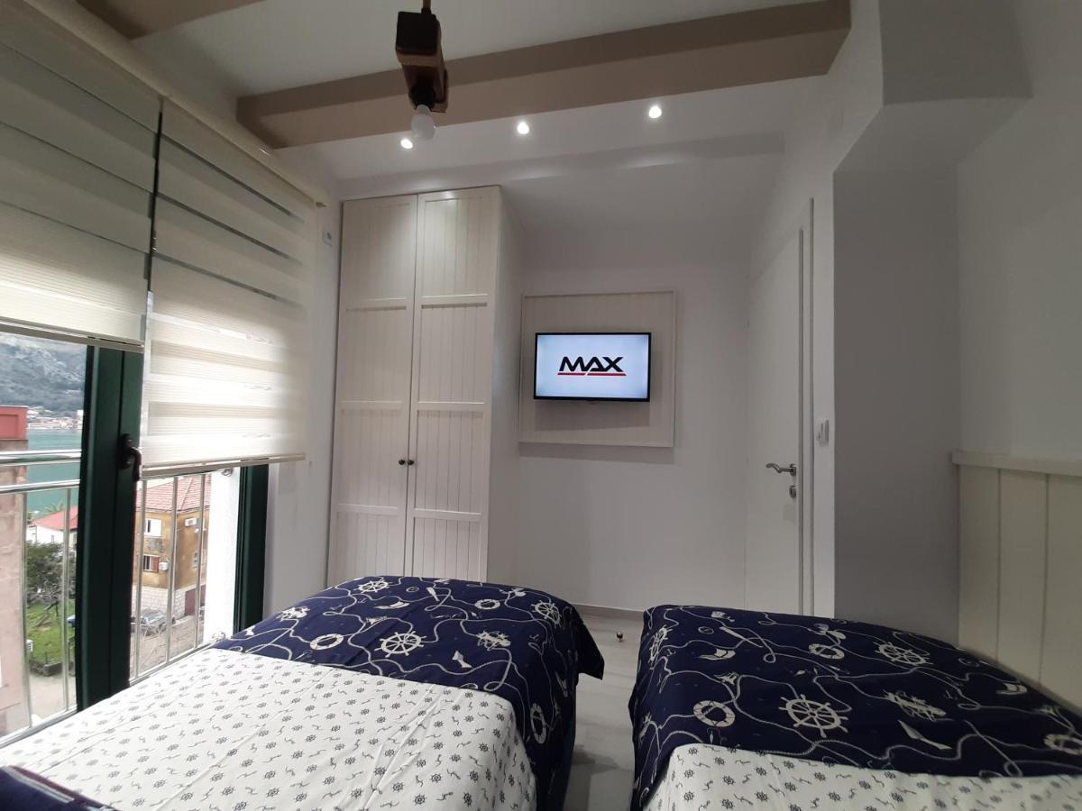 Maritimo Di Cattaro****Lux Apartment With Garage Ngoại thất bức ảnh