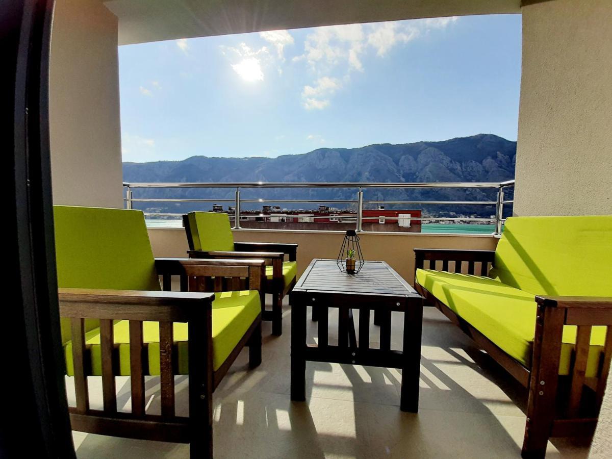 Maritimo Di Cattaro****Lux Apartment With Garage Ngoại thất bức ảnh