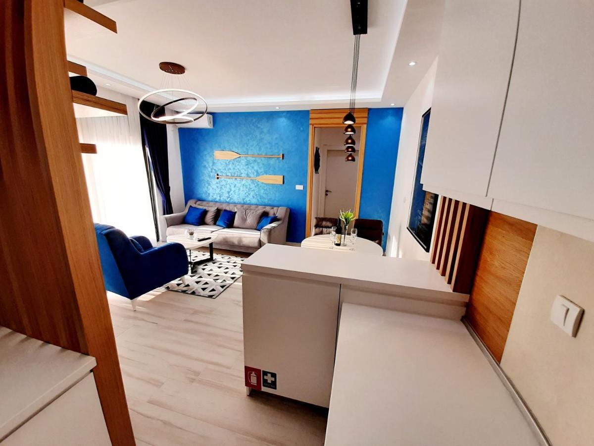 Maritimo Di Cattaro****Lux Apartment With Garage Ngoại thất bức ảnh