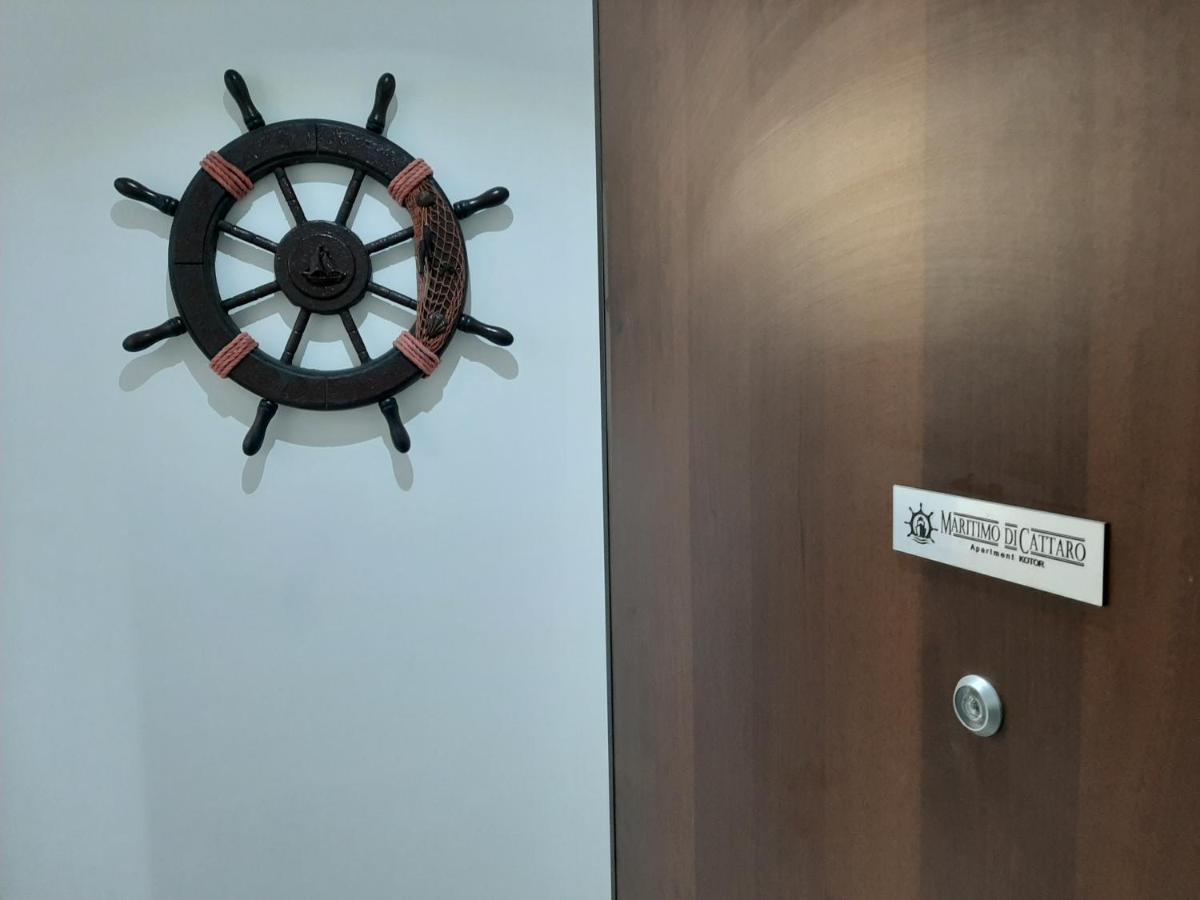 Maritimo Di Cattaro****Lux Apartment With Garage Ngoại thất bức ảnh